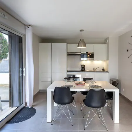 Lejlighed Les Cypres By Interhome Saint-Malo